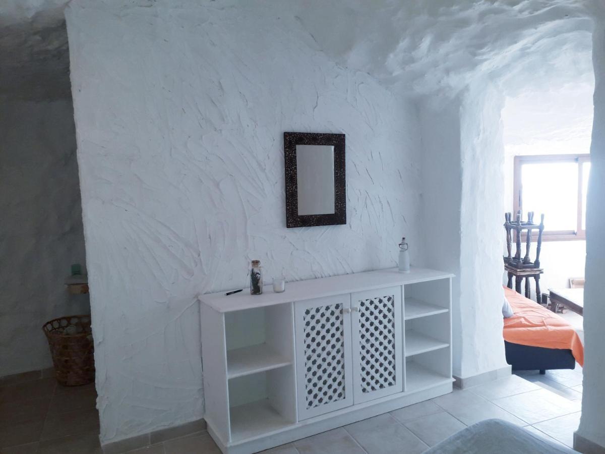 Casa Rural Alessia With Jacuzzi ,Garden & Swimming Pool Санта Крус де Тенерифе Екстериор снимка
