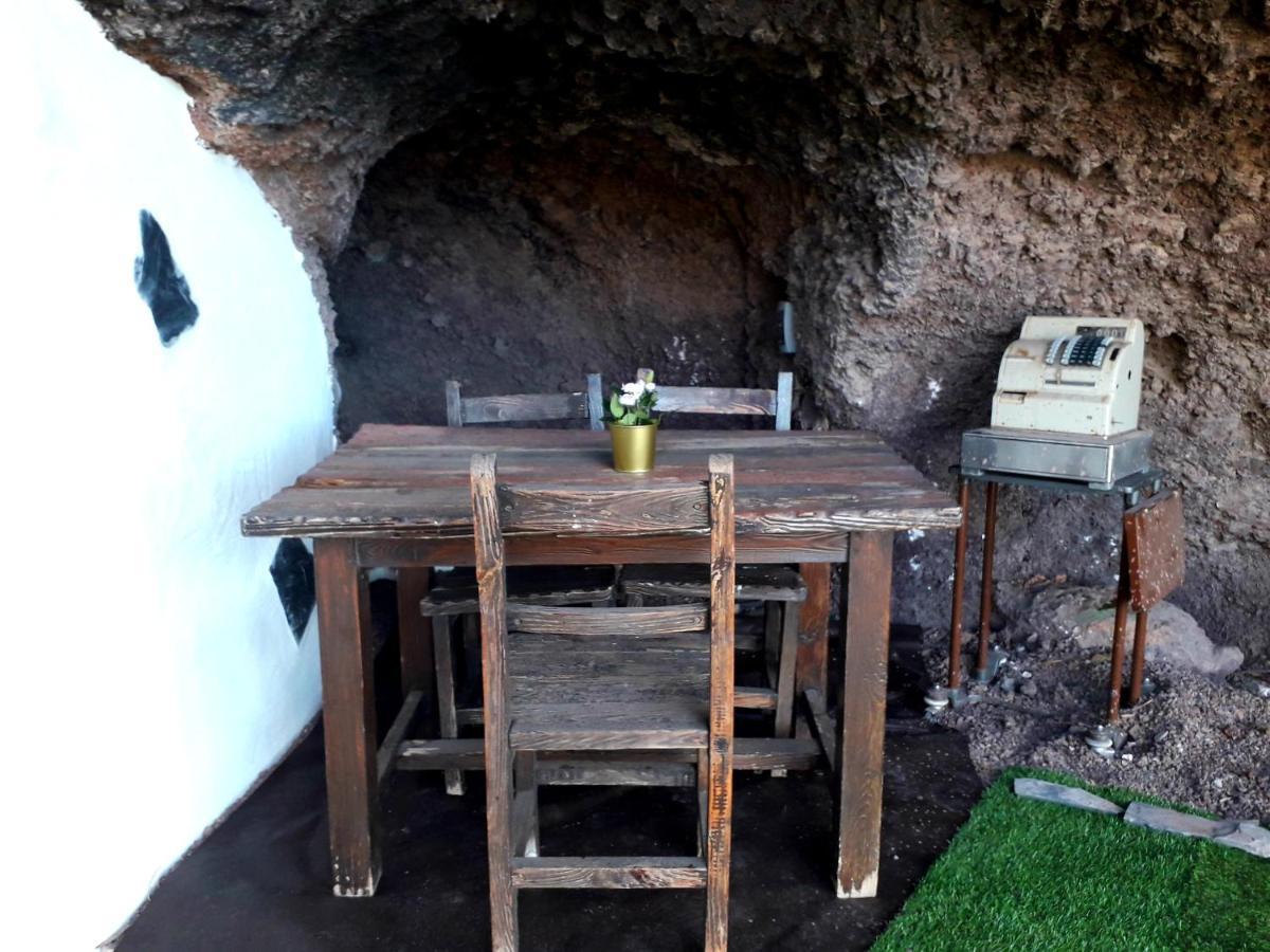 Casa Rural Alessia With Jacuzzi ,Garden & Swimming Pool Санта Крус де Тенерифе Екстериор снимка